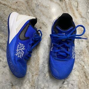 Nike Kyrie Flytrap Basketball Sneakers AQ3413-400 Athletic Shoes 12C Blue